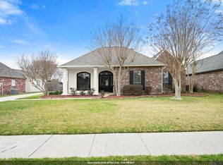 39354 Meadowbrook Ave, Prairieville, LA 70769