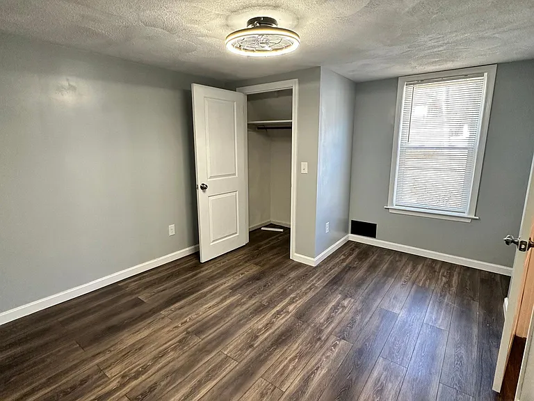541 Mount Hope St #541 — Photo 9