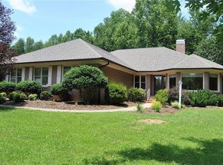 2506 Ashcroft Dr, Reidsville, NC 27320