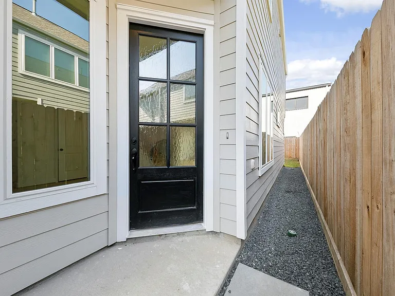 946 Judiway St — Photo 4