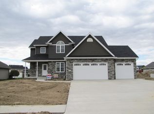 8194 Ash Ridge Ln, Findlay, OH 45840