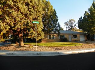 8522 Flower Pl NE, Albuquerque, NM 87112