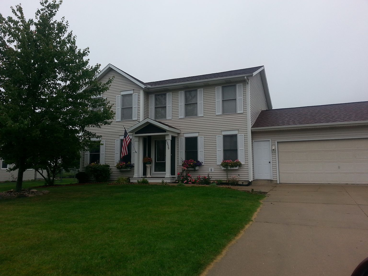 10429 Hunters Creek Dr, Zeeland, MI 49464 Zillow