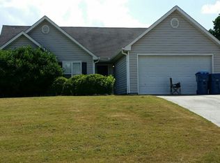 281 Windermere Dr, Loganville, GA 30052