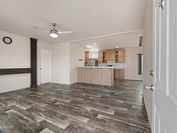 4th image of 3010 Fort Churchill Rd