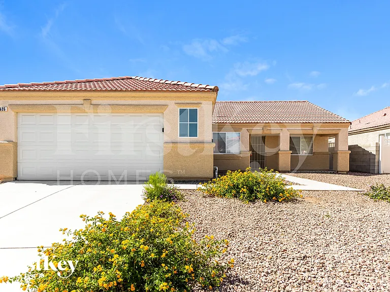 635 Dry Valley Ave — Photo 1