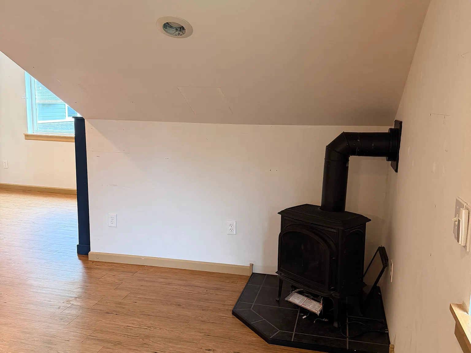 1 bed, 907 sqft, $1,500 — Photo 4