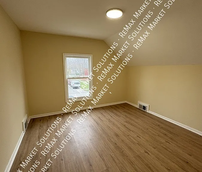418 W 17th St #2 — Photo 5