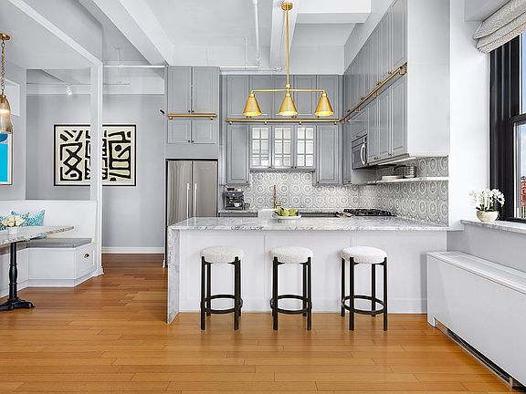 2nd image of 365 Bridge St APT 22C