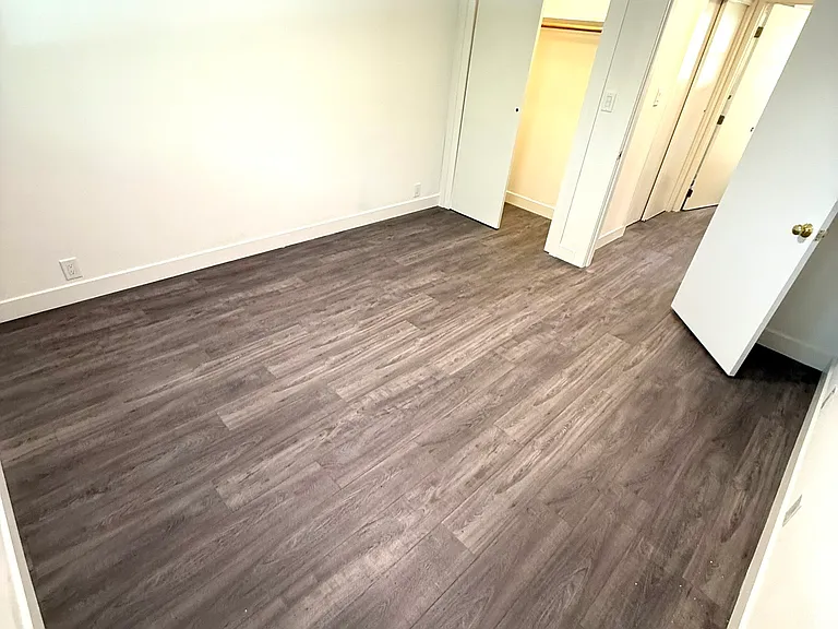5309 Erskine Way SW — Photo 7