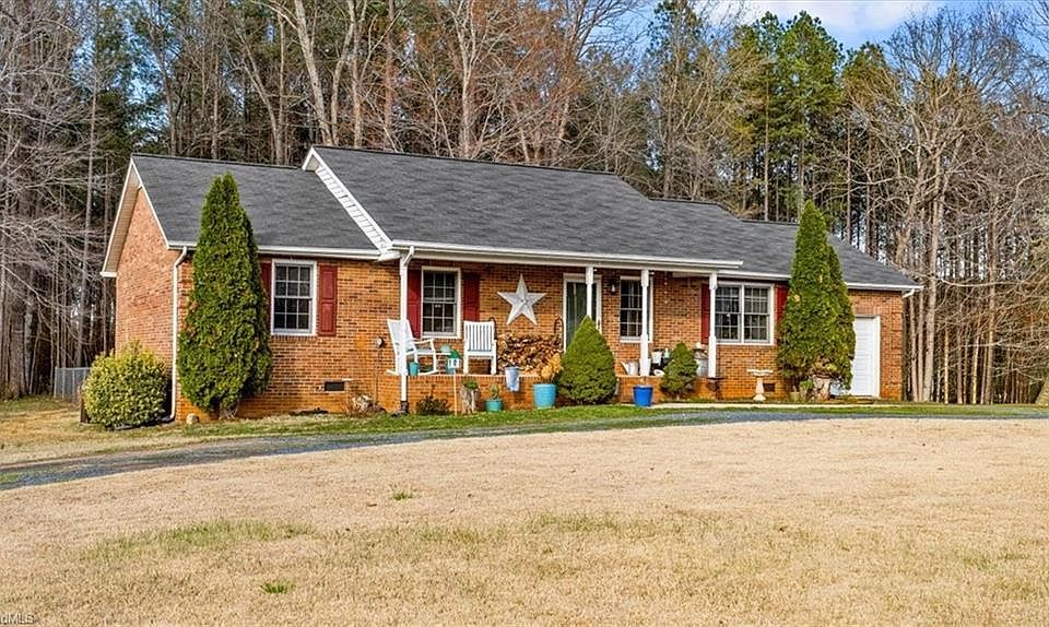 1st image of 4076 Dunbar Bridge Rd