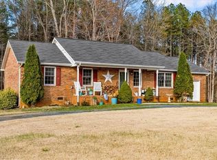 4076 Dunbar Bridge Rd, Asheboro, NC 27205