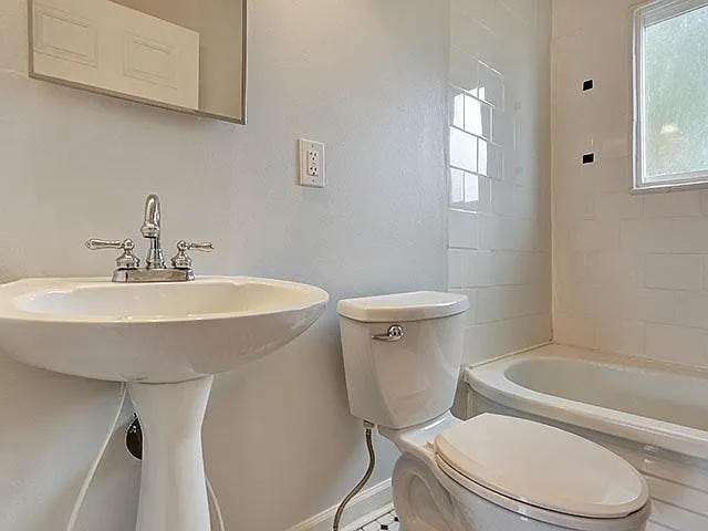 4609 NE 74th Ave — Photo 19