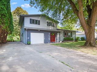 715 18th Ave, Coralville, IA 52241