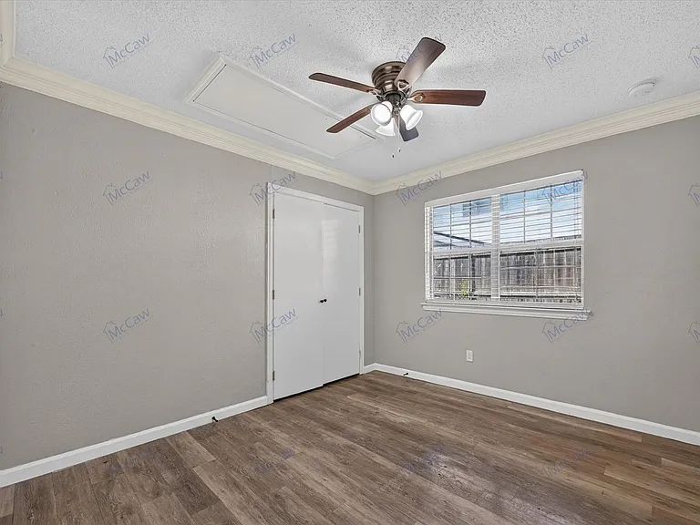 708 Baruna Cir — Photo 10