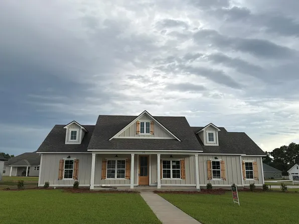310 McNeal Heritage Cir, Hahira, GA 31632