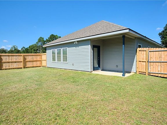 4th image of 8561 Clarke Rd