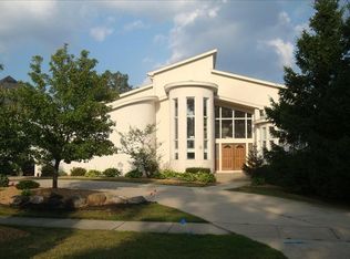 6499 Royal Pointe Dr, West Bloomfield, MI 48322