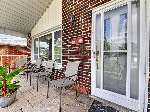 4th image of 24 Cleethorpes Blvd