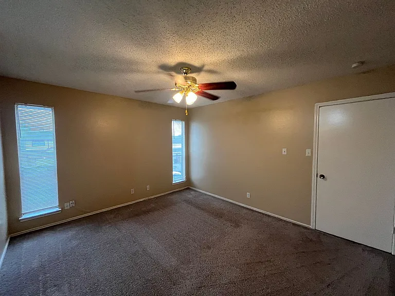 7026 Silver Cyn — Photo 18