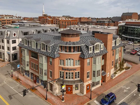 25 Maplewood Avenue #403, Portsmouth, NH 03801