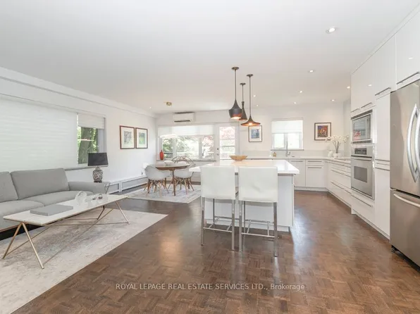31 Rosedale Rd #103, Toronto, ON M4W 2P5