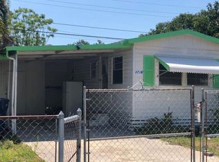 3716 19th St W, Bradenton, FL 34205