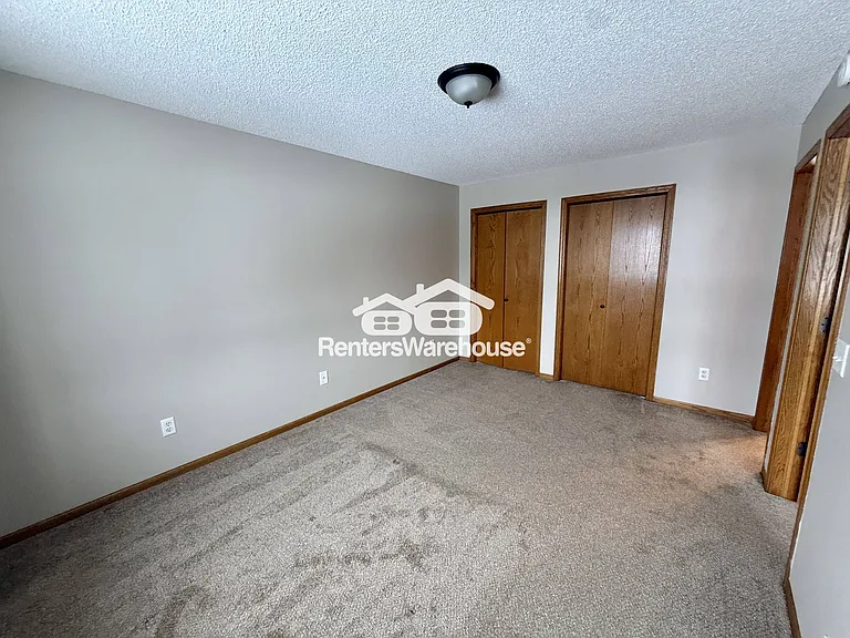 6762 Gretchen Ct N — Photo 19