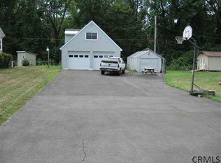 32 Hungerford Rd, Albany, NY 12203