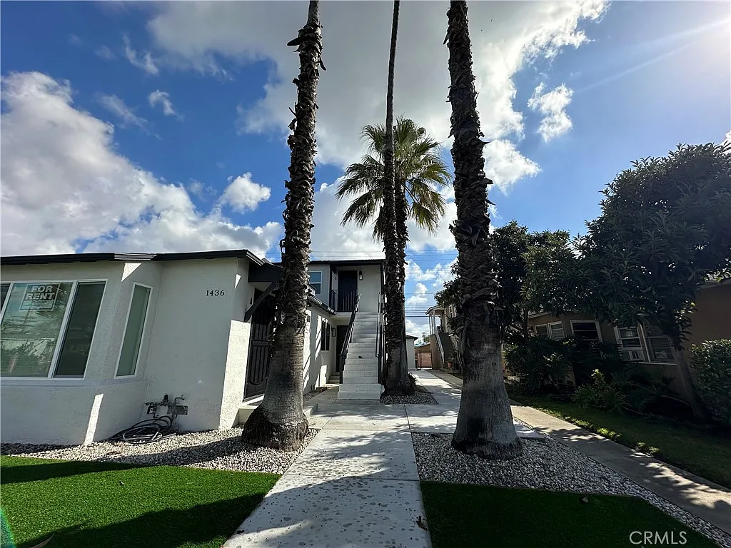Building Photo - 1436 N Hollywood Way #A