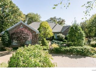 12656 W Watson Rd, Saint Louis, MO 63127