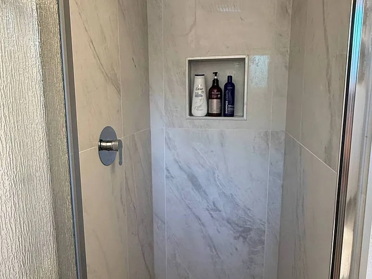 41 Katie Ct — Photo 27