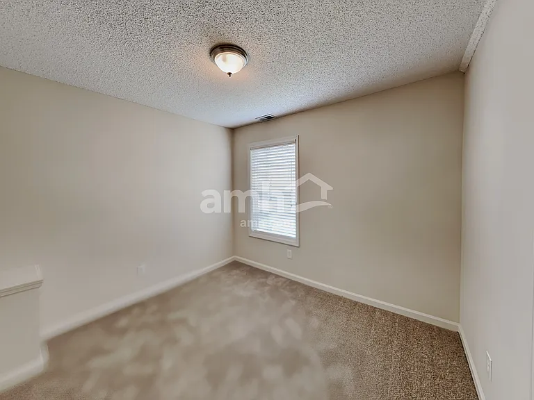 1759 Maxey Ln — Photo 18
