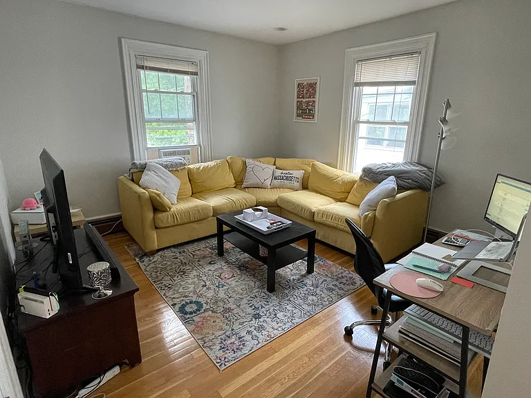 21 Lothrop St #1 — Photo 1