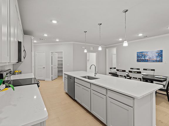 4th image of 651 N Watters Rd #2307A