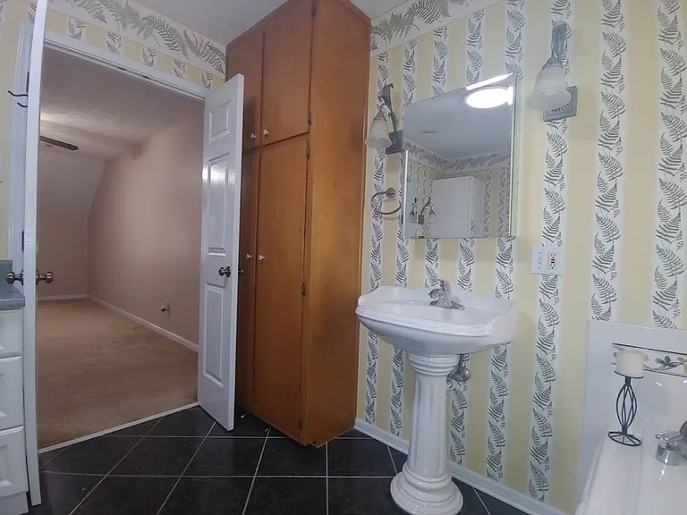 4188 Azalea Ct — Photo 8