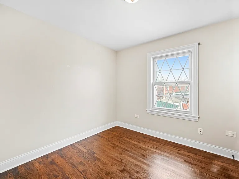 6350 S Lockwood Ave — Photo 7