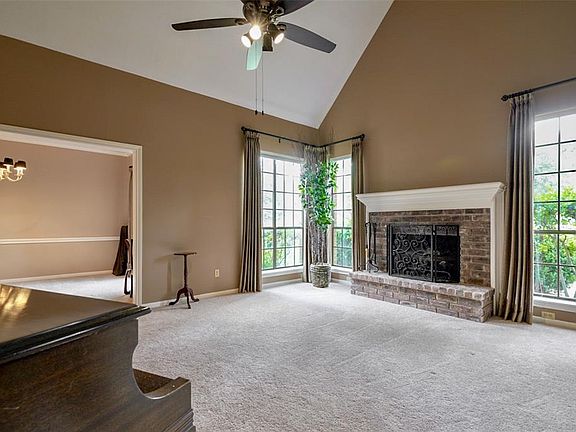 5th image of 5626 Spring Lodge Dr