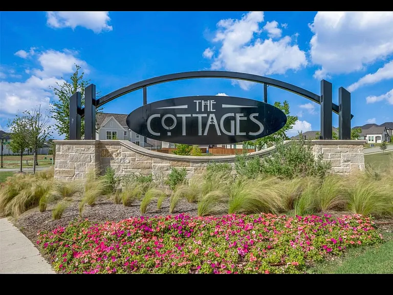 1513 Waxwing Pl — Photo 32