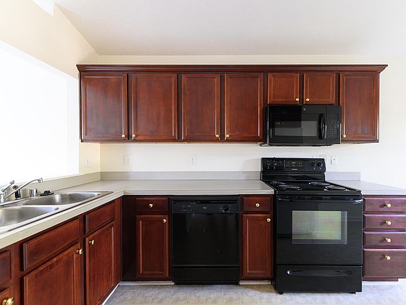 3rd image of 269 Darenia Ln