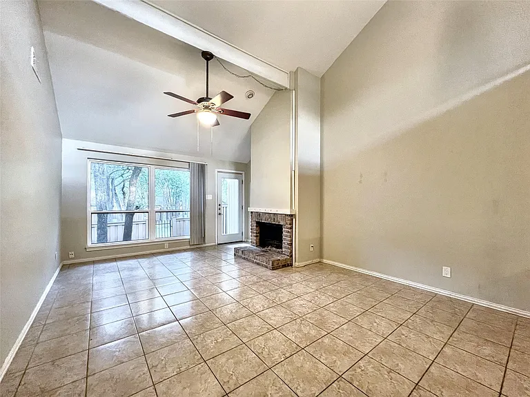 8305 Greenslope Dr — Photo 7
