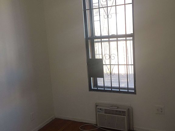 5th image of 77 Saint Marks Pl APT 5B