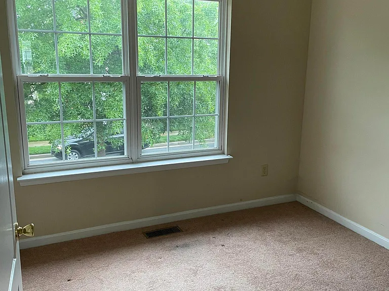 403 Leontyne Pl #403 — Photo 17