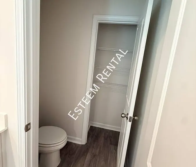 135 Palm Dr — Photo 21
