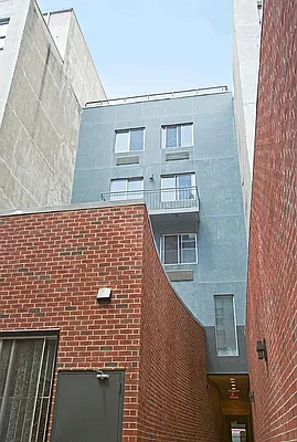 Rented by REAL New York | media 19