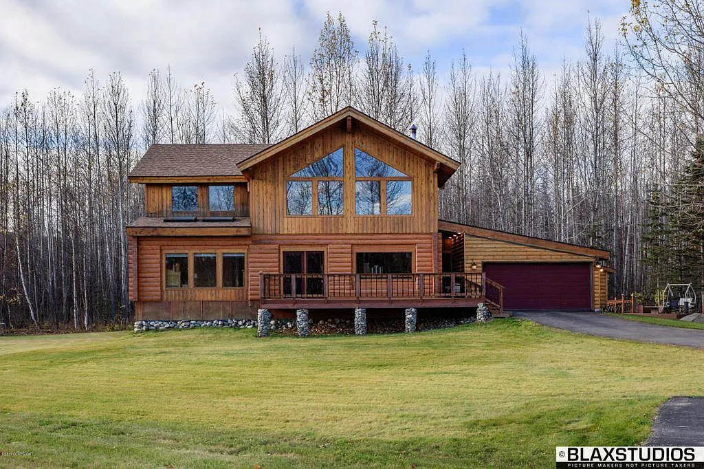 4 bed, 3260 sqft, $5,000 — Photo 2