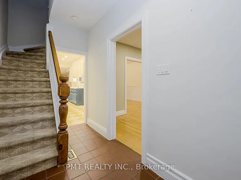 47 Herbert Ave — Photo 2