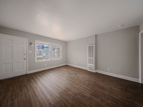 5th image of 32 Esperanza Ave #203