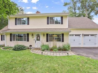 149 Long Hill Dr, Stamford, CT 06902