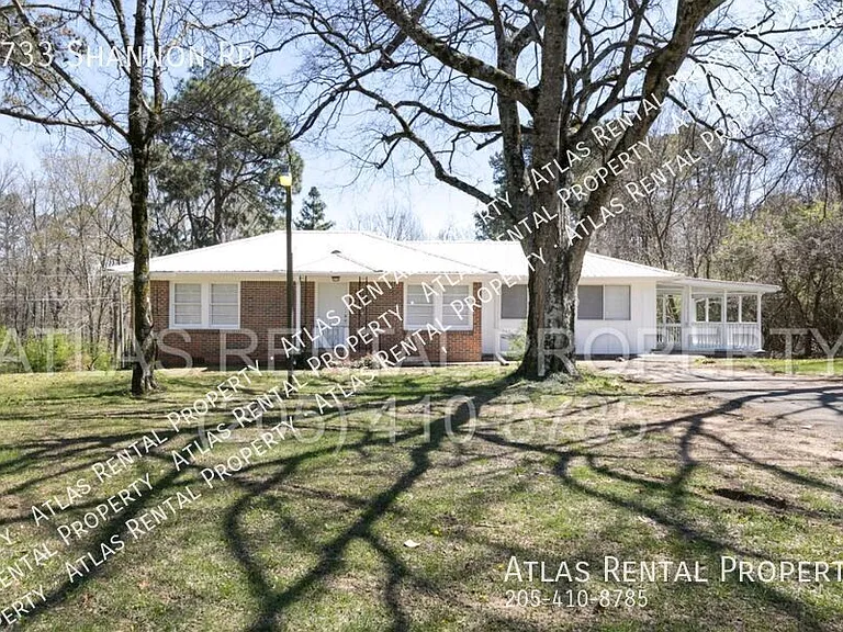 1733 Shannon Rd — Photo 1